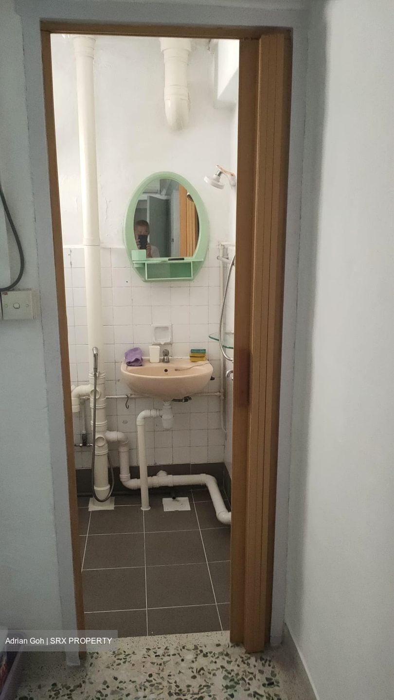 Hougang Avenue 3 (Hougang),  #446159141